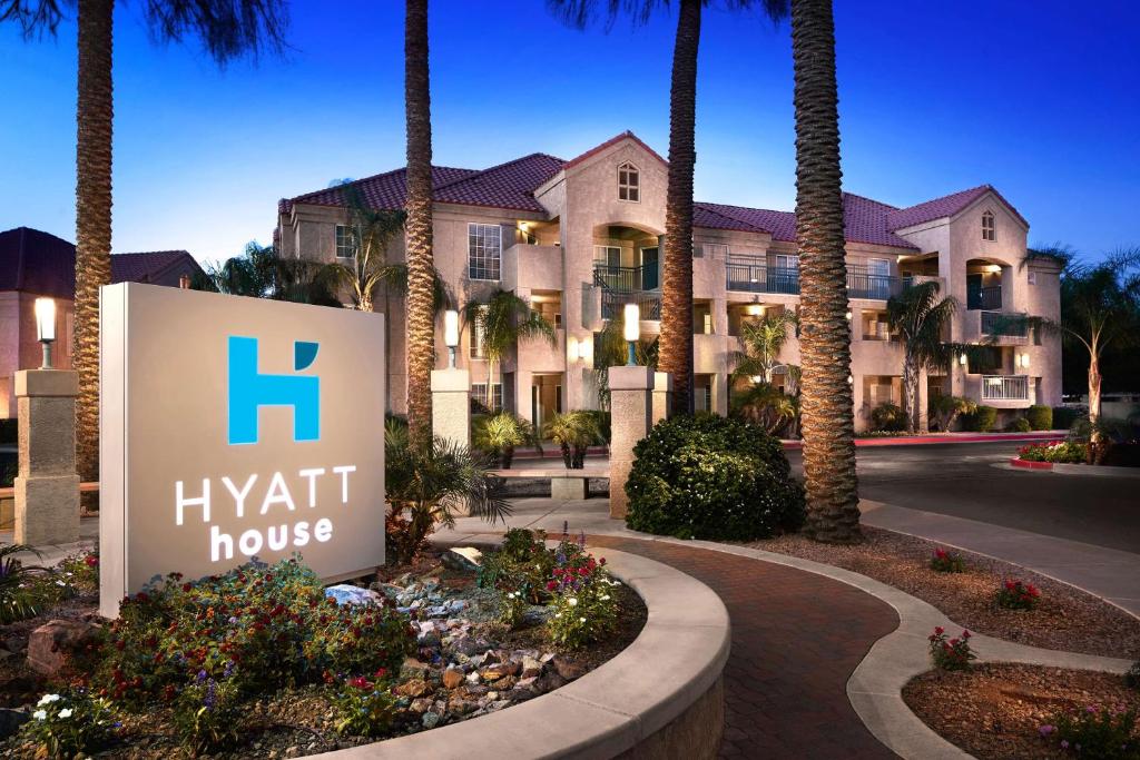 Hyatt House Scottsdale Old Town - Phoenix, AZ