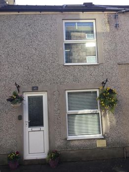 Caernarfon Vacation Rentals & Airbnb COZYCOZY