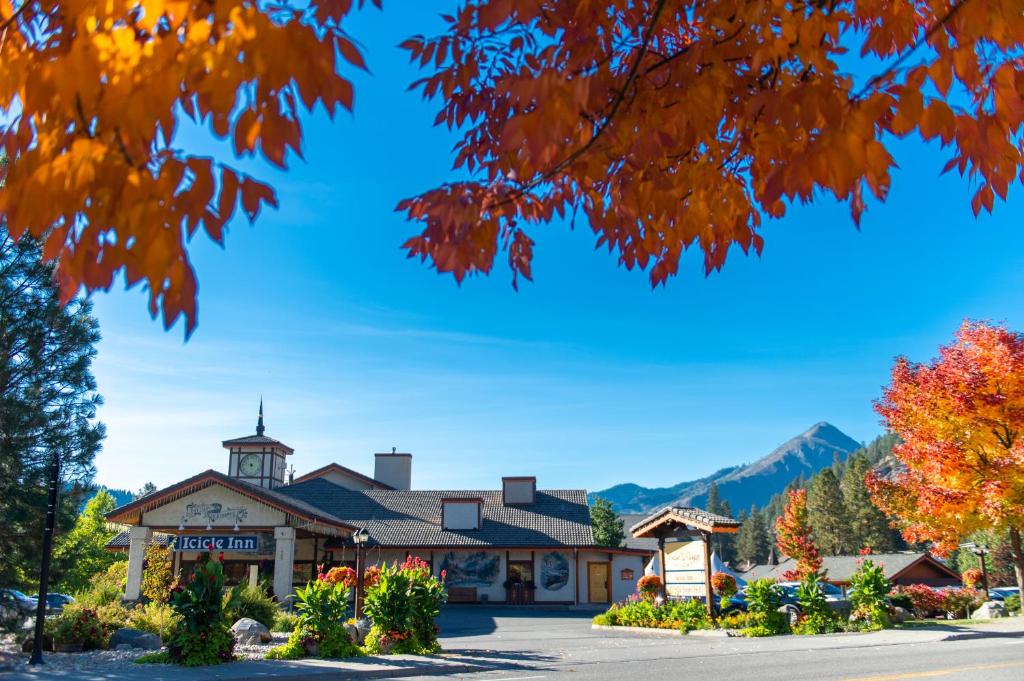 Icicle Village Resort - Leavenworth, WA