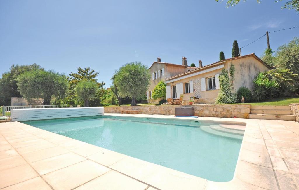 Amazing Home In Grasse With 4 Bedrooms, Wifi And Outdoor Swimming Pool - Grasse
