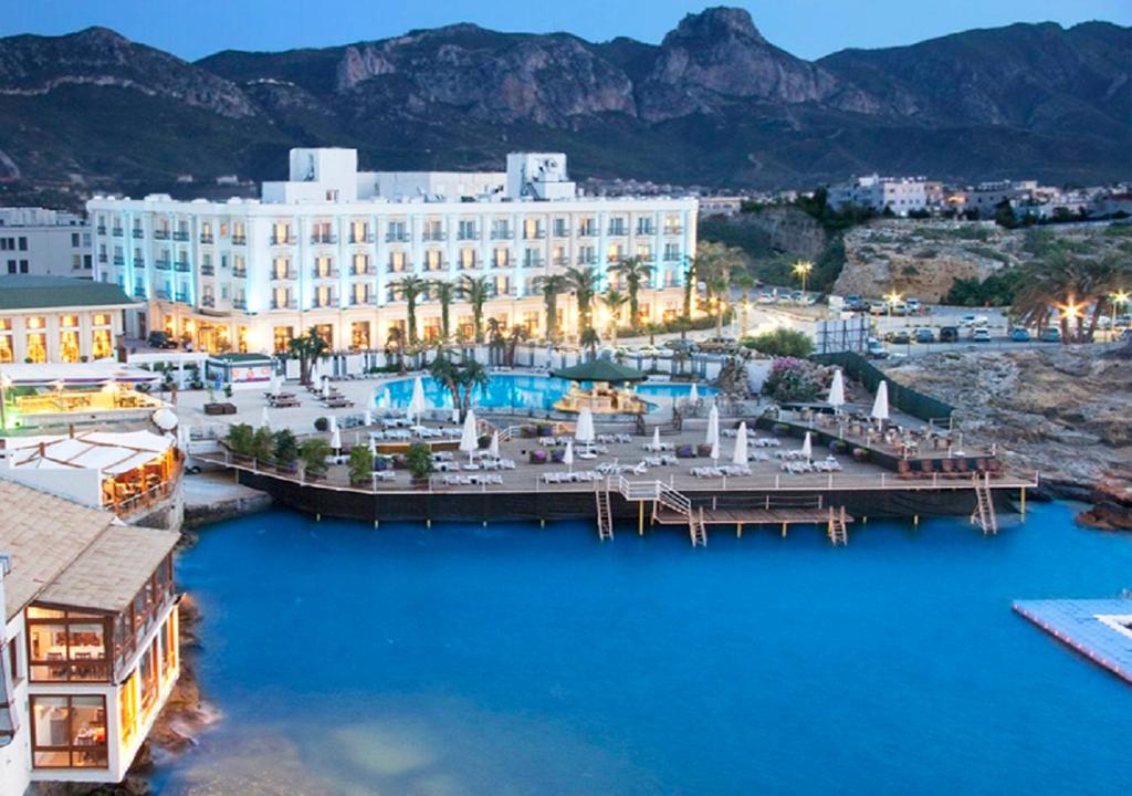 Rocks Hotel & Casino - Kyrenia