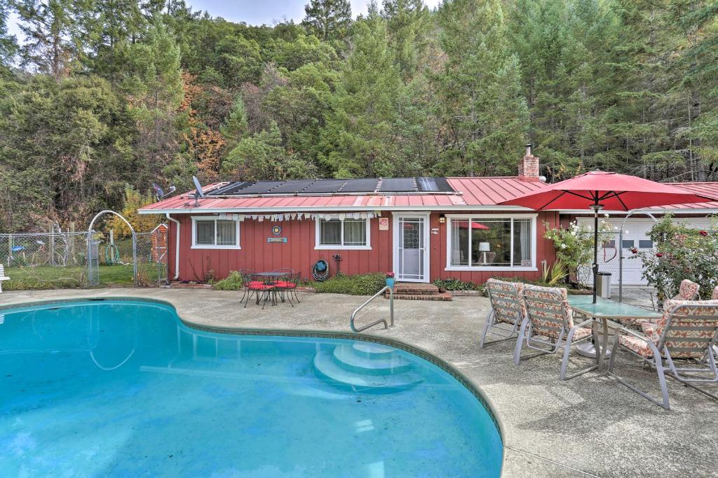 Trinity River Rose with Saltwater Pool and Fire Pit! - Humboldt County, CA