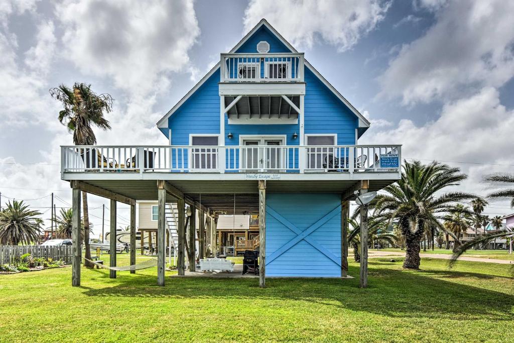 Cozy Surfside Beach House With Deck And Gulf Views! - United States