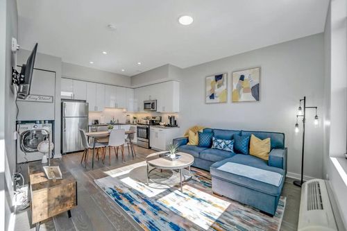 East Rutherford Vacation Rentals and Airbnb cozycozy