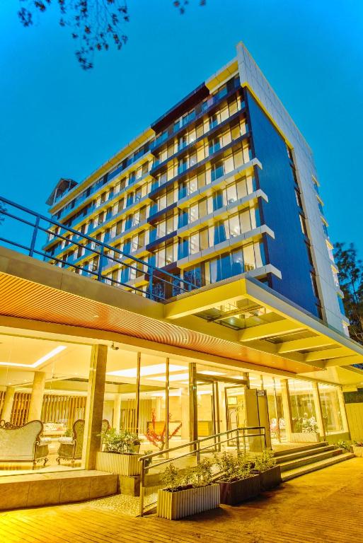 Swiss Lenana Mount Hotel - Nairobi