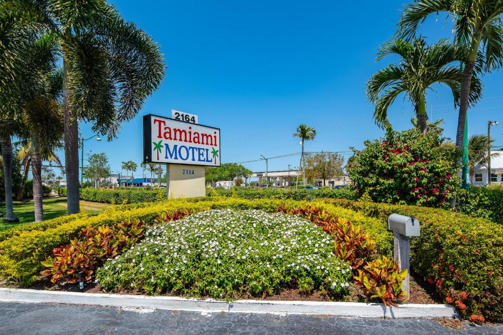 Tamiami Motel - Naples, FL