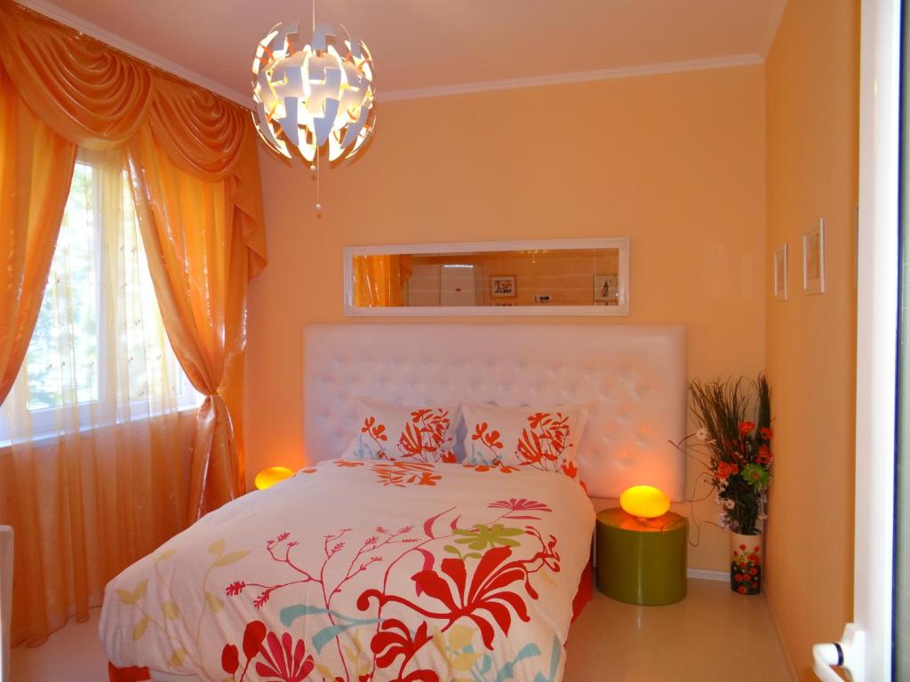 Orange Flower Apartments 1 - Sofia