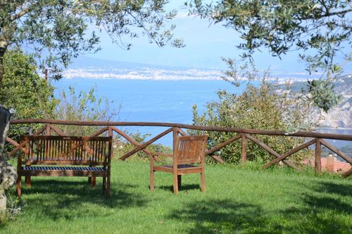 Sorrento Villas & Holiday homes rentals COZYCOZY