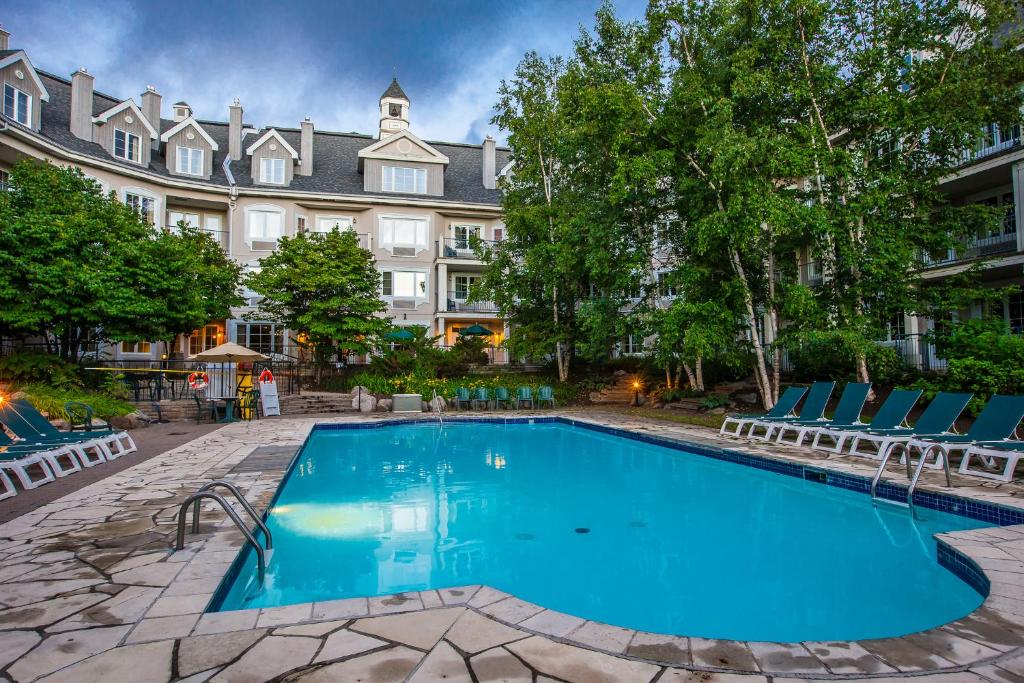 Holiday Inn Express & Suites Tremblant, an IHG Hotel - Mont-Tremblant