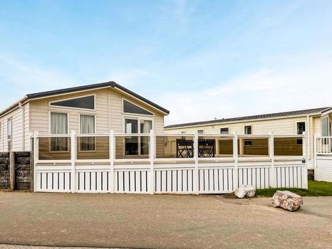 Porthcawl Villas and Holiday homes Best Deals on cozycozy