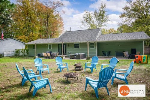 Holland, MI Vacation Rentals & Airbnb COZYCOZY