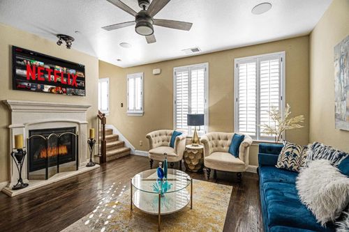 Frisco, TX Vacation Rentals and Airbnb cozycozy