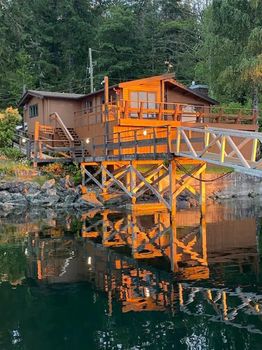 Campbell River Cabins Best prices on cozycozy