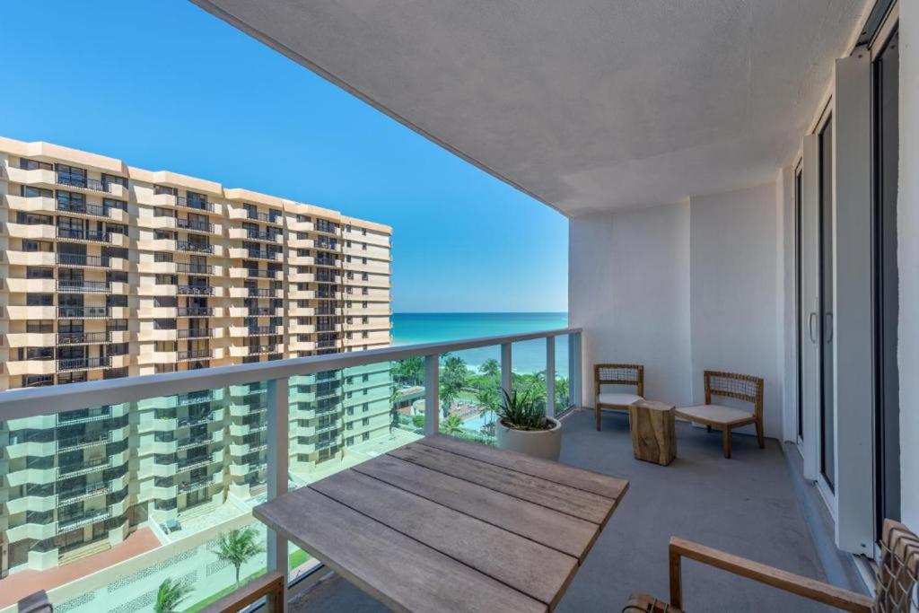 Oceanview Private Condo At 1 Hotel & Homes -906 - Miami, FL