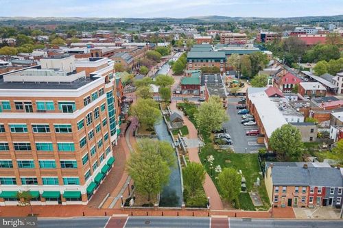 Frederick, MD Vacation Rentals & Airbnb COZYCOZY