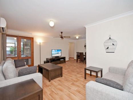 Government Road, 27, Skippers Rest - Nelson Bay