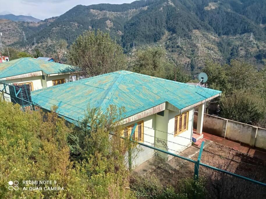 Twin Sister Huts - Rejuvenate in Himalayas - Patnitop