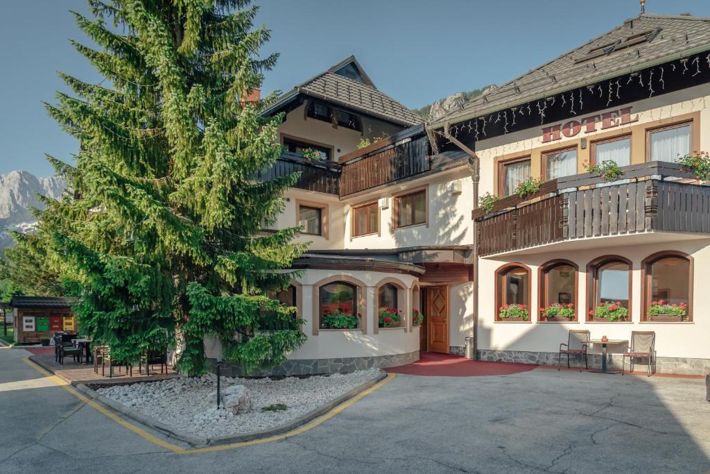 Garni Hotel Miklič - Slovenia