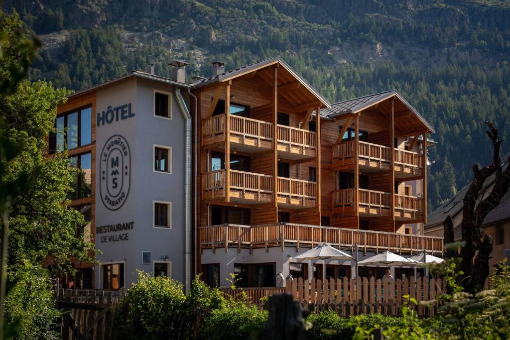 Hôtel Restaurant Le Monêtier - La Salle-les-Alpes