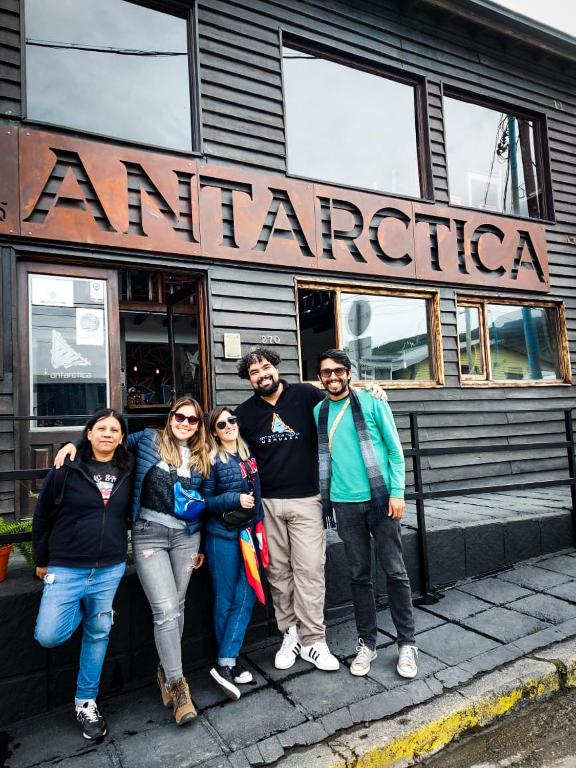 Antarctica Hostel - 