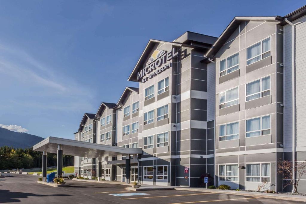 Microtel Inn and Suites by Wyndham Kitimat - Kitimat
