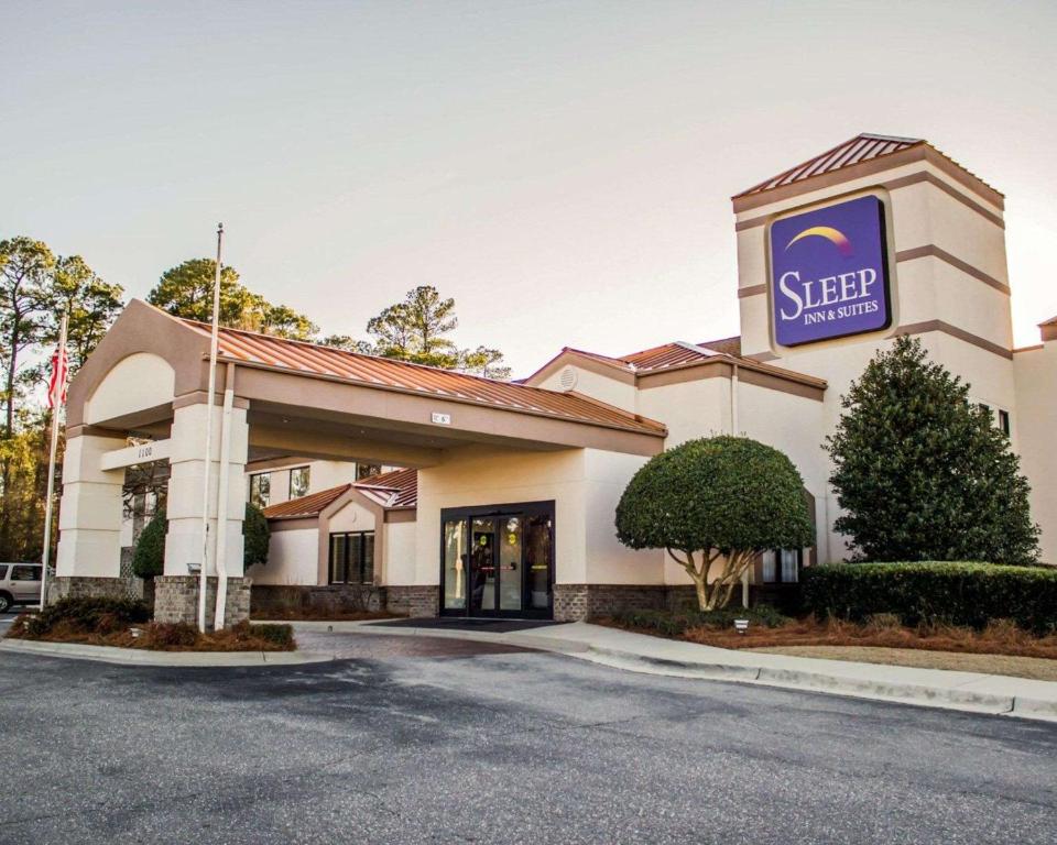 Sleep Inn & Suites Near Ft. Bragg - Fayetteville, NC