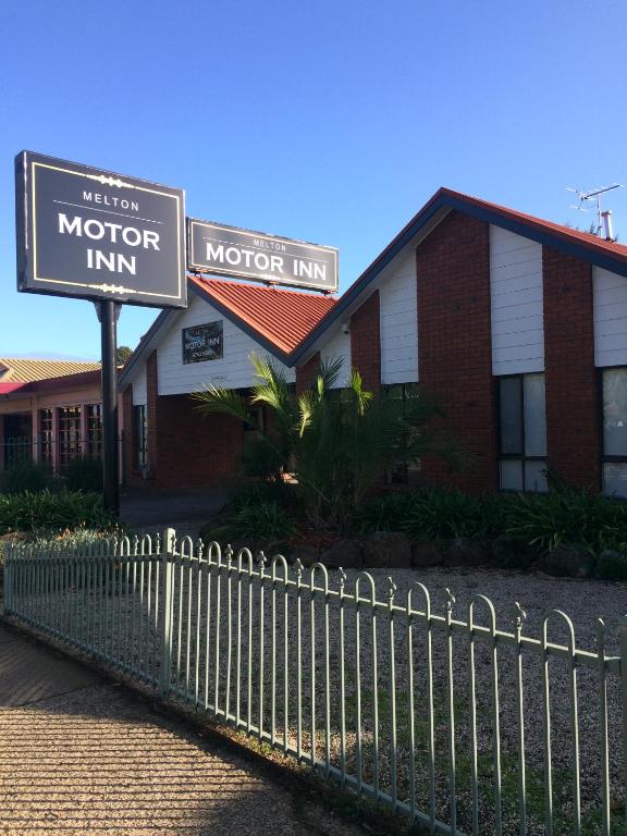 Melton Motor Inn and Apartments - Melton