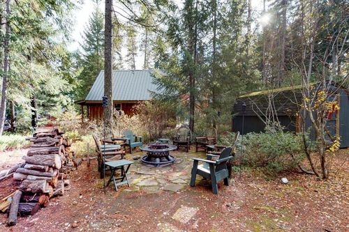 Easton, WA Vacation Rentals & Airbnb COZYCOZY