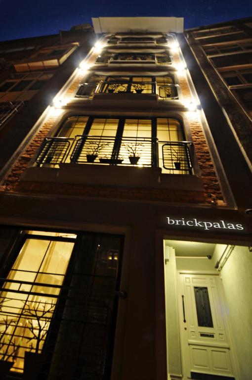 Brickpalas - Istanbul