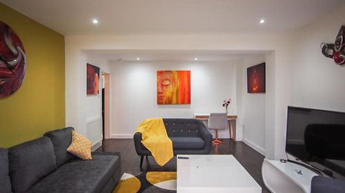 Handsworth Birmingham airbnb, hotels and holiday rentals