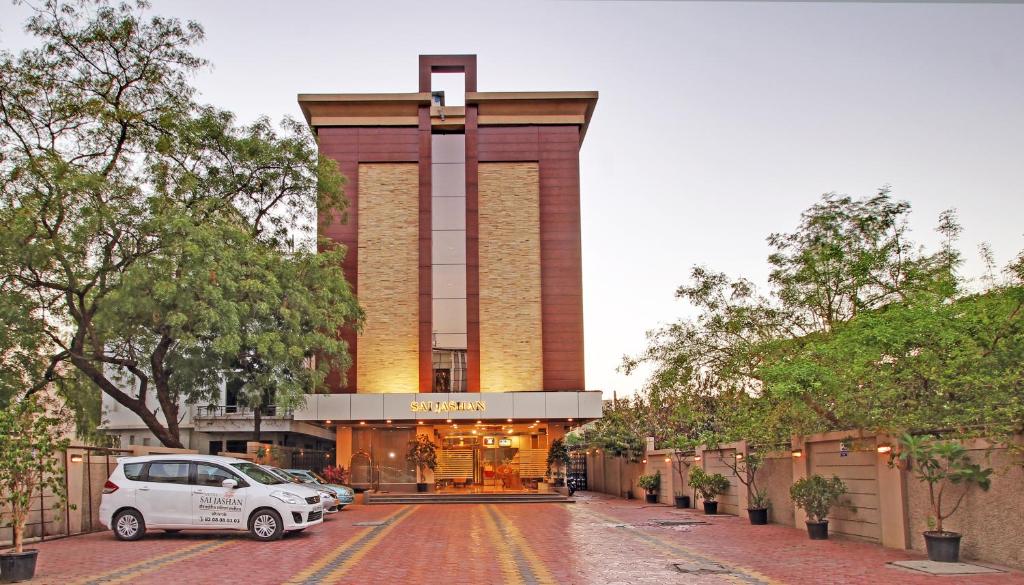 Hotel Sai Jashan - Shirdi