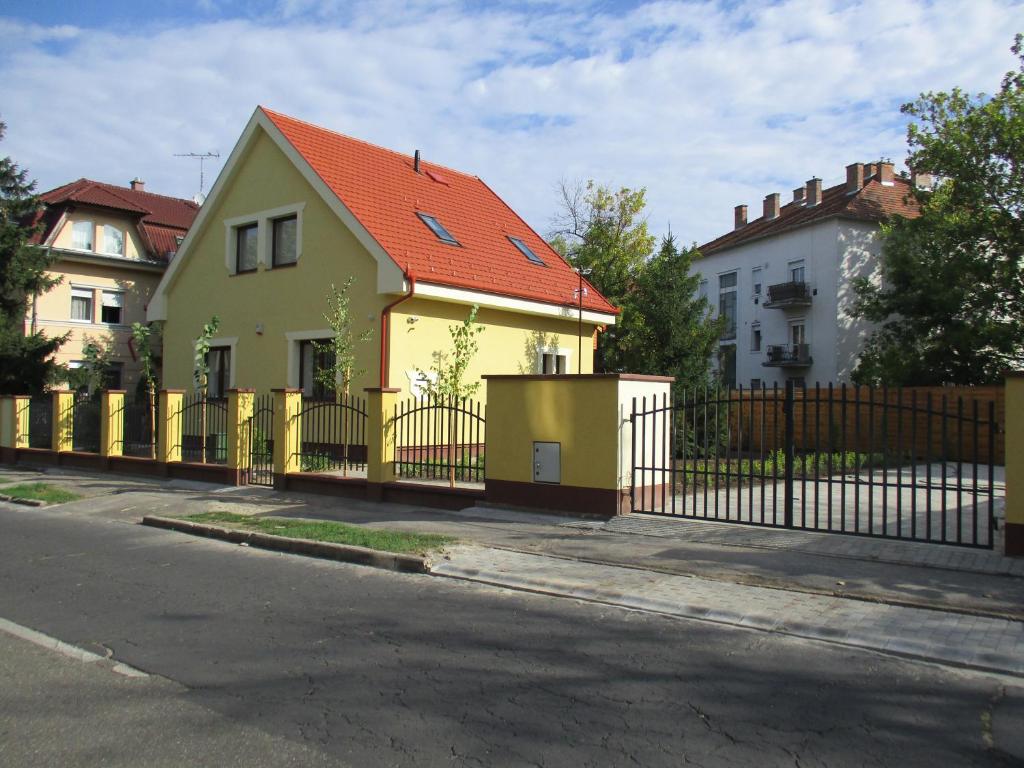 Poroszlay Apartman - Debrecen