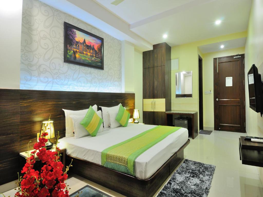 Hotel Sky Rich International Karol Bagh - Fully Vaccinated Staff - Delhi