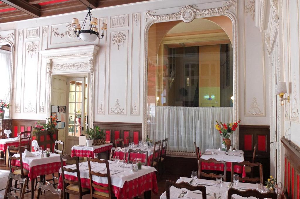 Hôtel Restaurant D'alsace - Plombières-les-Bains