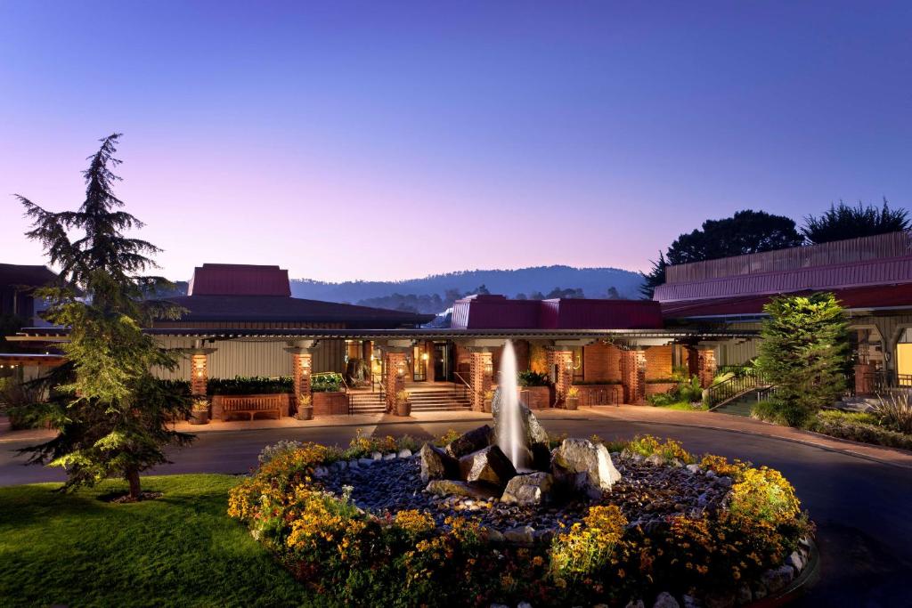 Hyatt Regency Monterey Hotel and Spa - Monterey, CA