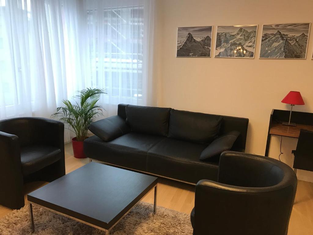 Close to Zürich centre and Airport - Kloten