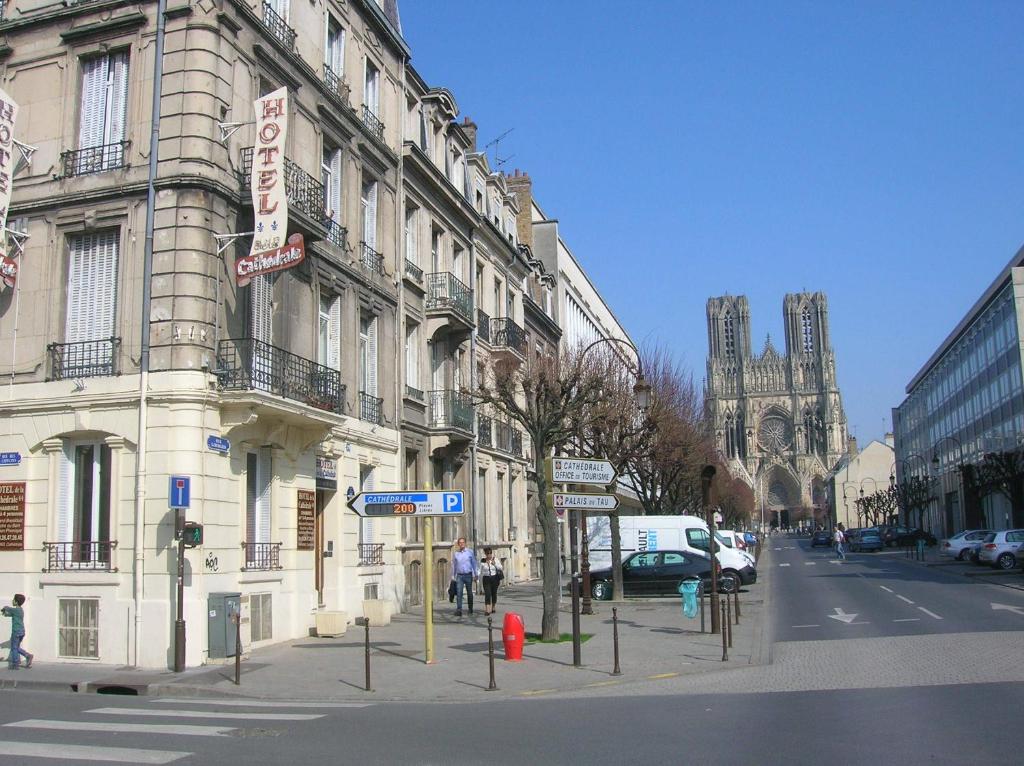 Hôtel De La Cathédrale - Reims