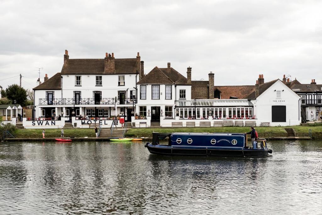 The Swan Hotel - Staines-upon-Thames