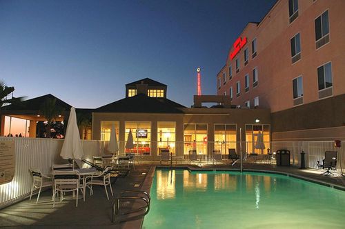 hotels in hesperia victorville ca