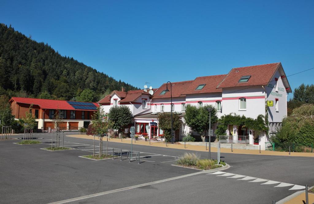 Logis Hotel des Lacs - Baccarat