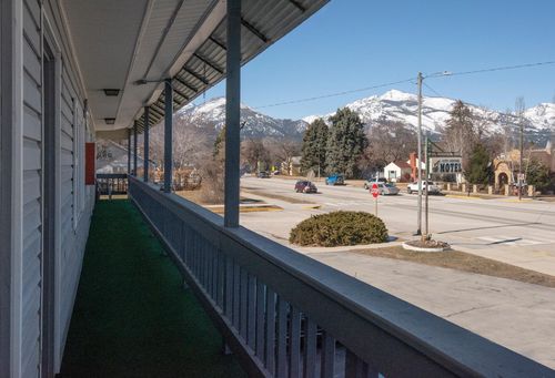 Search 6 Cheap Hotels in Hamilton, MT cozycozy