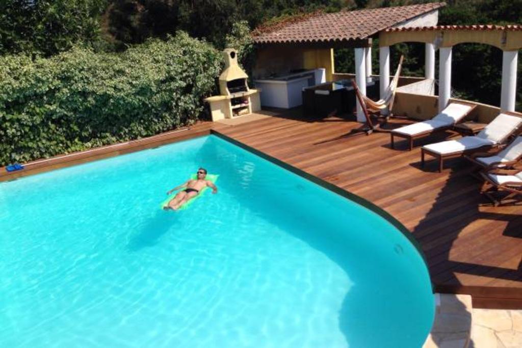 T4 indépendant dans villa avec piscine privative - Aéroport Ajaccio Napoléon Bonaparte (AJA)