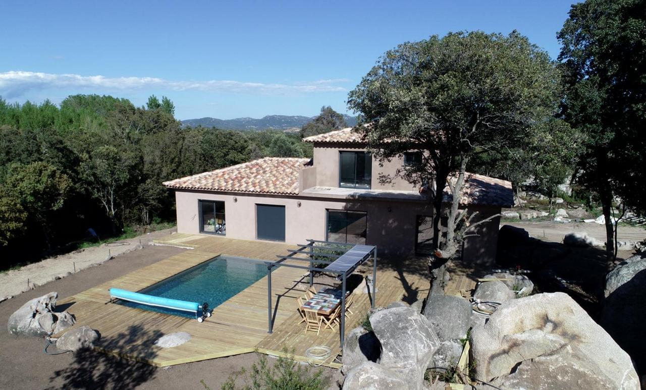 Villa avec piscine, neuve 2019 - Korsika