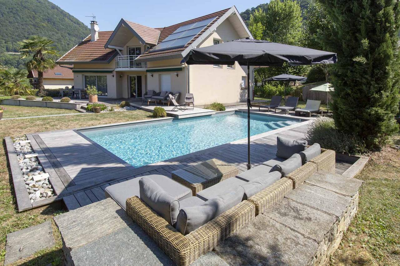 Menthon Villa with Pool - Annecy