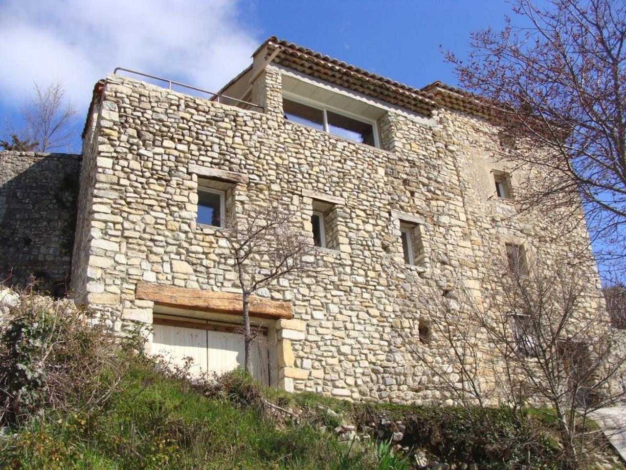 Maison En Pierres Dans Village Perché De Mirabel - Ardèche