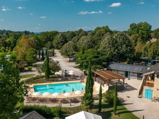 Camping Beau Rivage - Grand Confort 2 Chambres (Max 5 Adultes + 1 Enfants) - Navarrenx