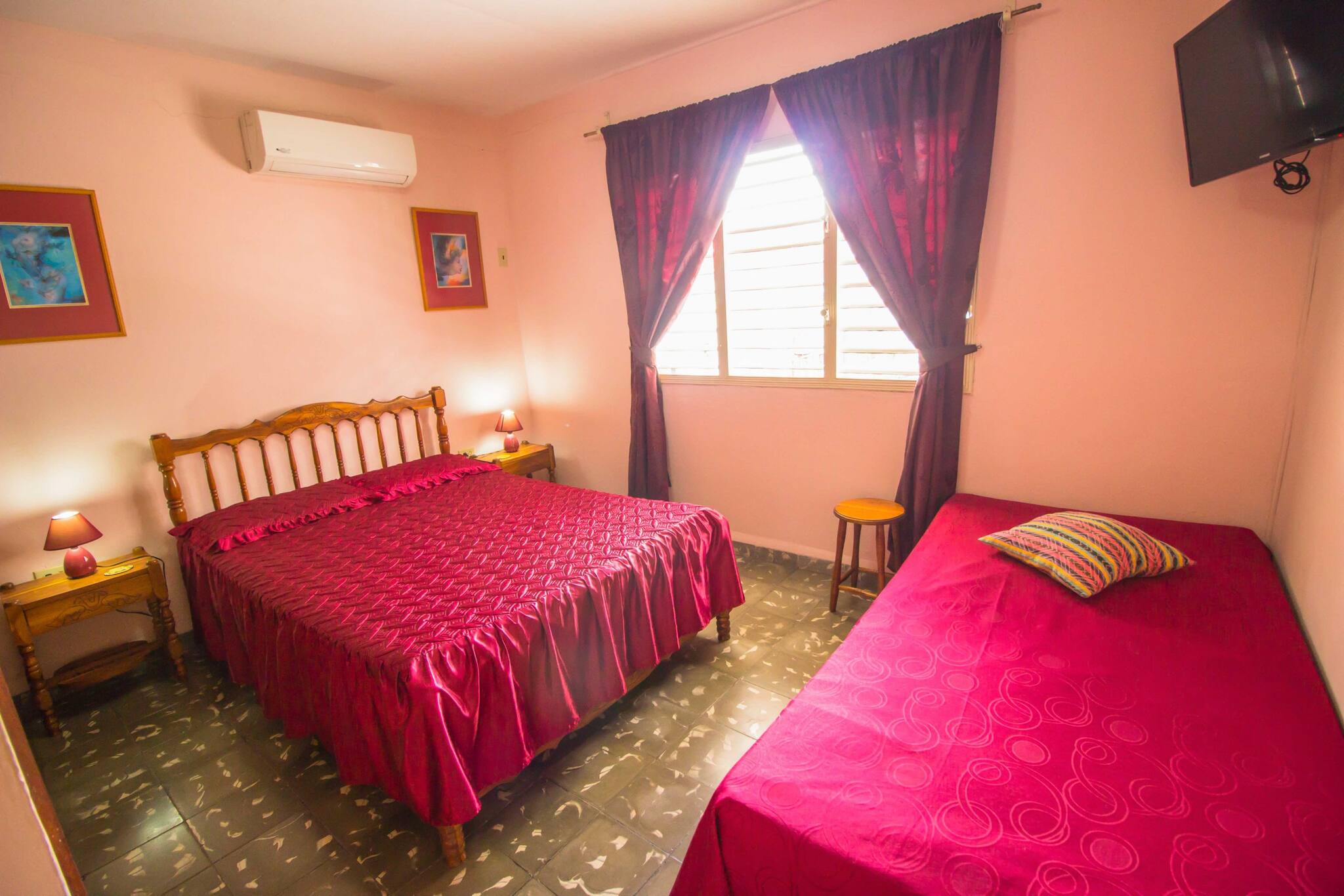 Armando's Hostel House, Room 5, Very Close To El Malecon - Cuba